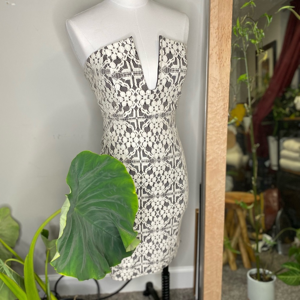 Strapless bodycon dress
